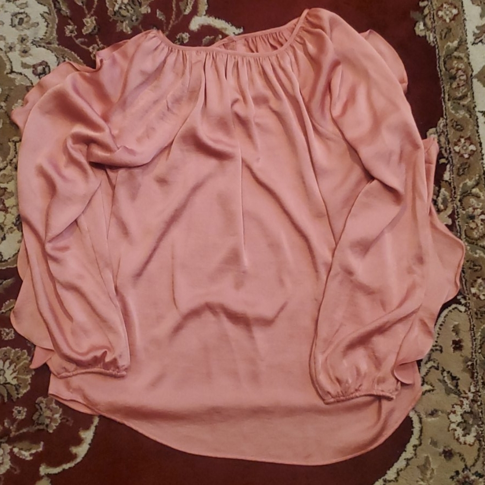 Shirt - Picture 3 of 4